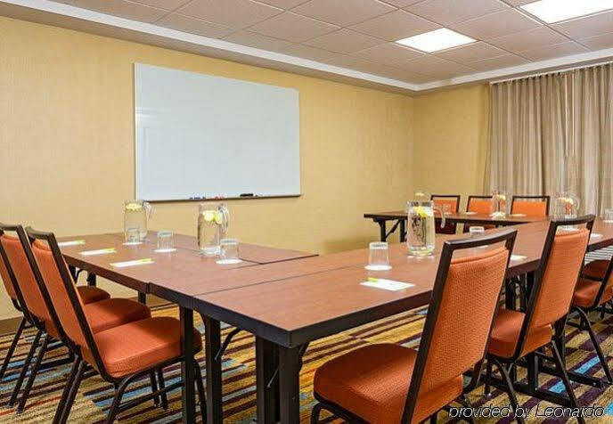 Fairfield By Marriot Hotel 3*